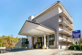  Sleep Inn & Suites Gatlinburg  Гатлинберг